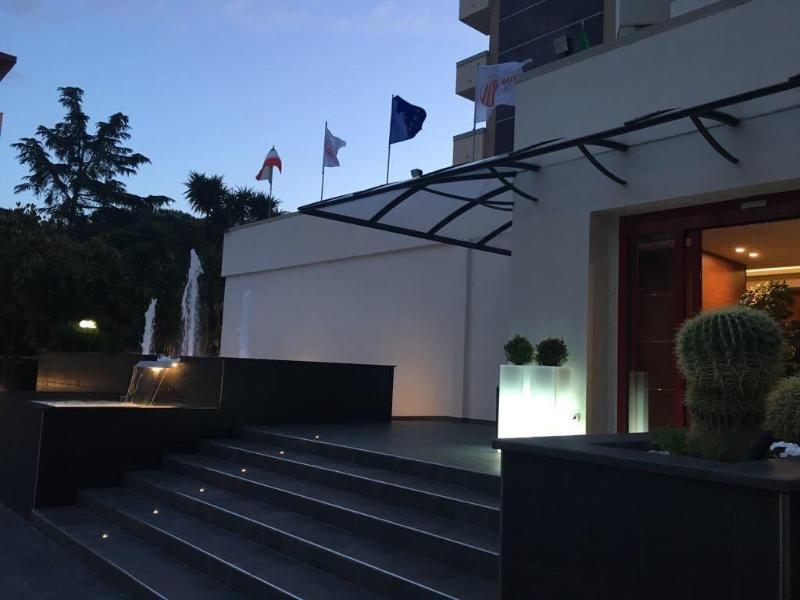 Domus Grand Hotel Rende Luaran gambar