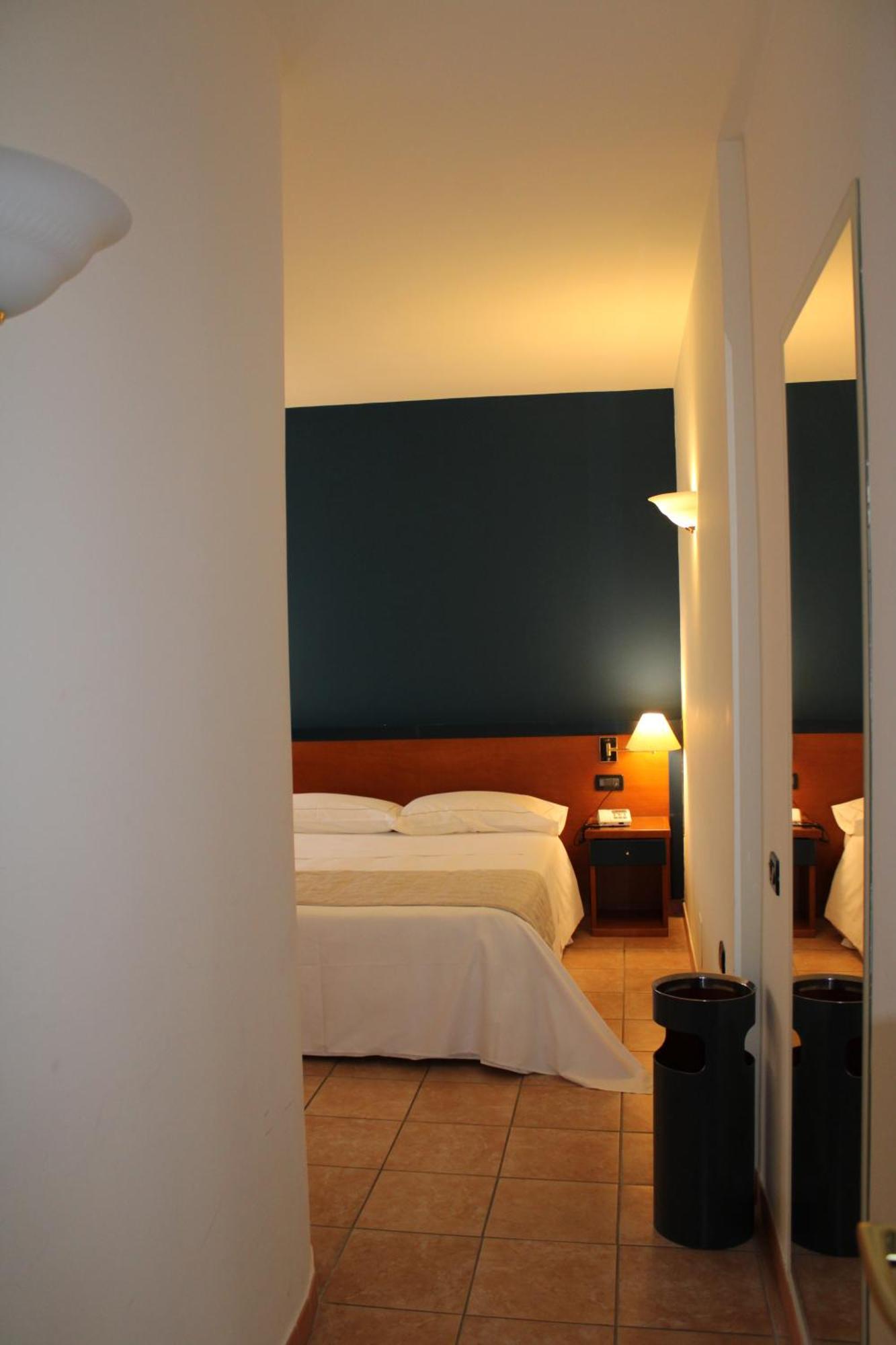 Domus Grand Hotel Rende Luaran gambar